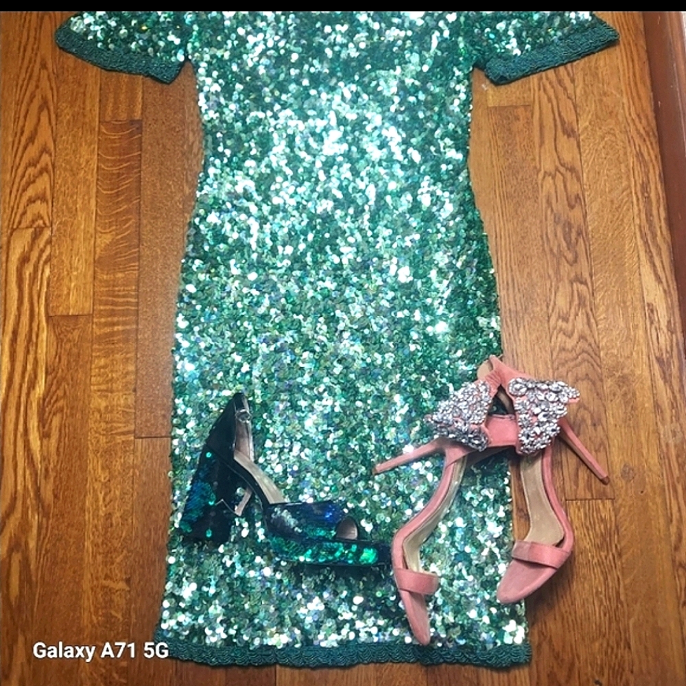 1980's 1990's Sparkly Green Glam Vintage Beaded/ Sequin Silk Evening Dress